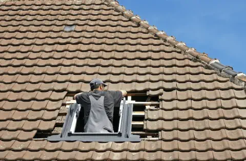 Pose de velux - Sécheras